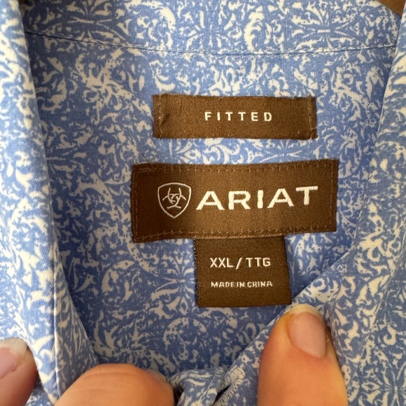 Men's Ariat XXL Long Sleeve Button-Down Shirt 0480 - Picture 3 of 5